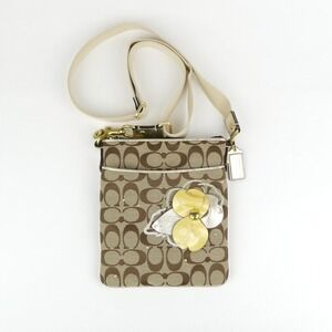 Coach Signature Khaki Platinum Patent Leather Floral Applique Swing pack